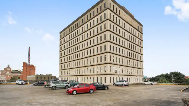 Mid-City Office Space Available thumbnail 3