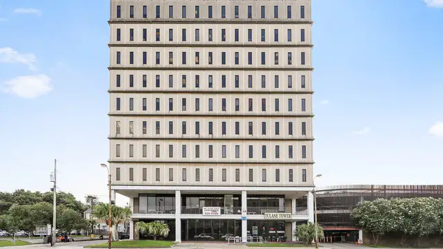 Mid-City Office Space Available thumbnail 4