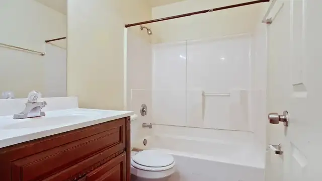 8520 Chef Menteur Hwy thumbnail 4