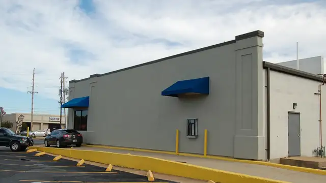 Restaurant Space For Lease - Business Available For Purchase thumbnail 5