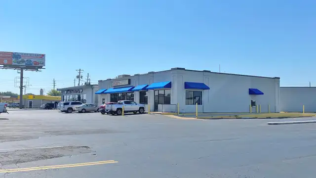 Restaurant Space For Lease - Business Available For Purchase thumbnail 3