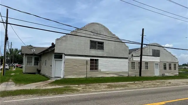 300 Farrar Ave thumbnail 4