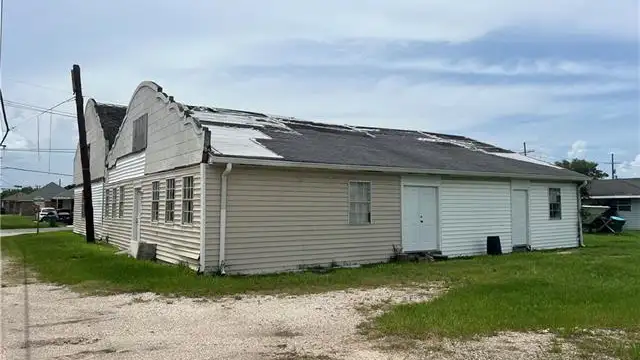 300 Farrar Ave thumbnail 2