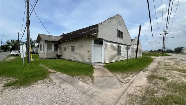 300 Farrar Ave thumbnail 3