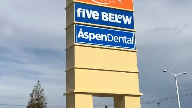 Cornerview Plaza thumbnail 3