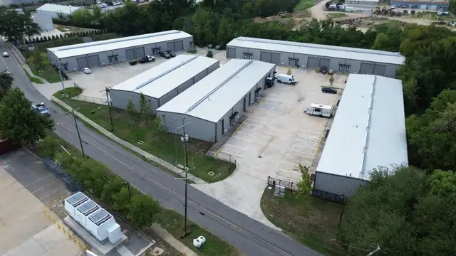 Balis Workshops - Office/Warehouse Space thumbnail 2