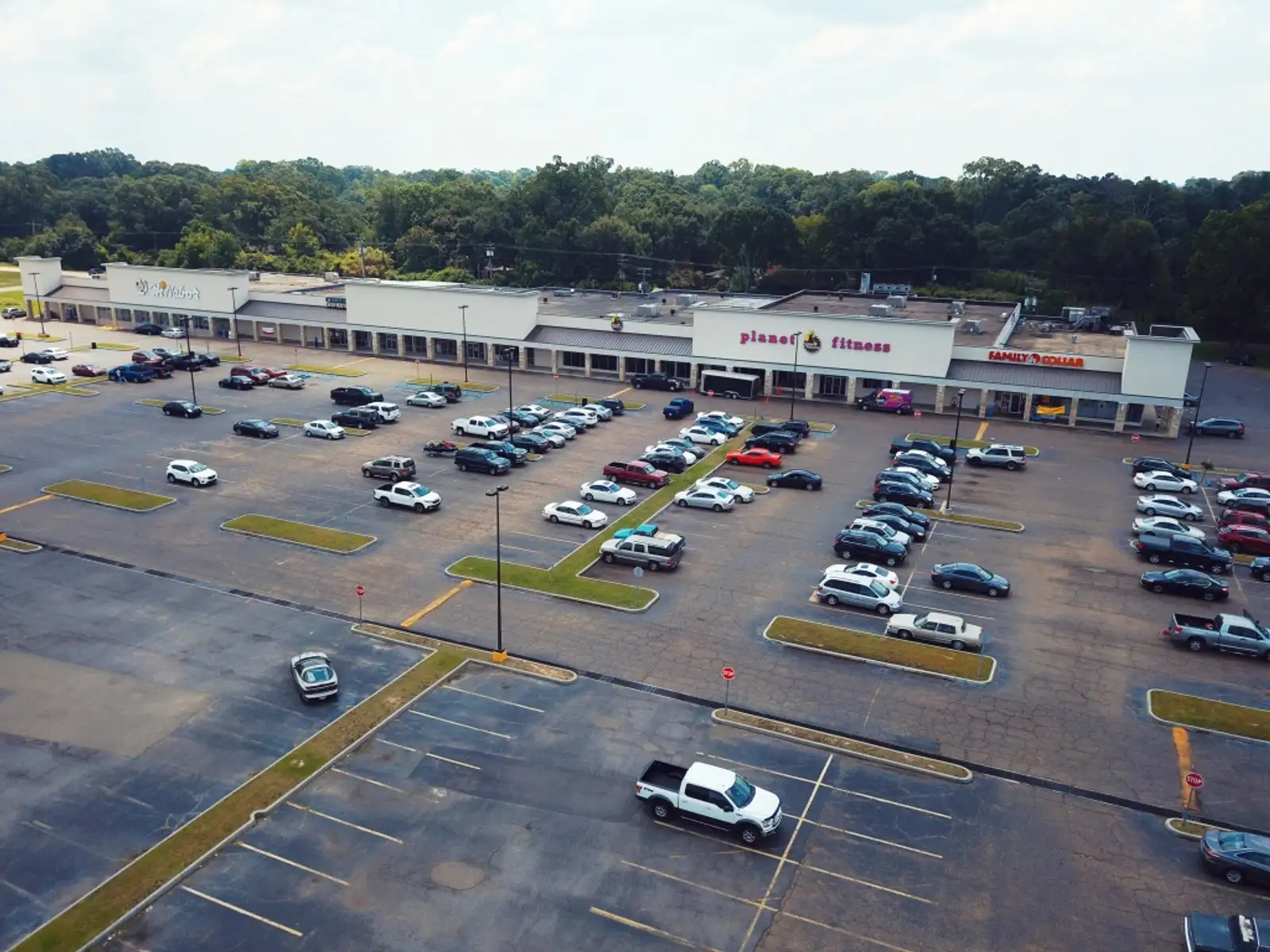 Broadmoor Shopping Center image 6