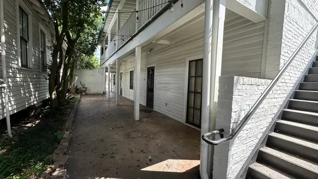 Office Space available for Sale or Lease in Downtown Baton Rouge thumbnail 4