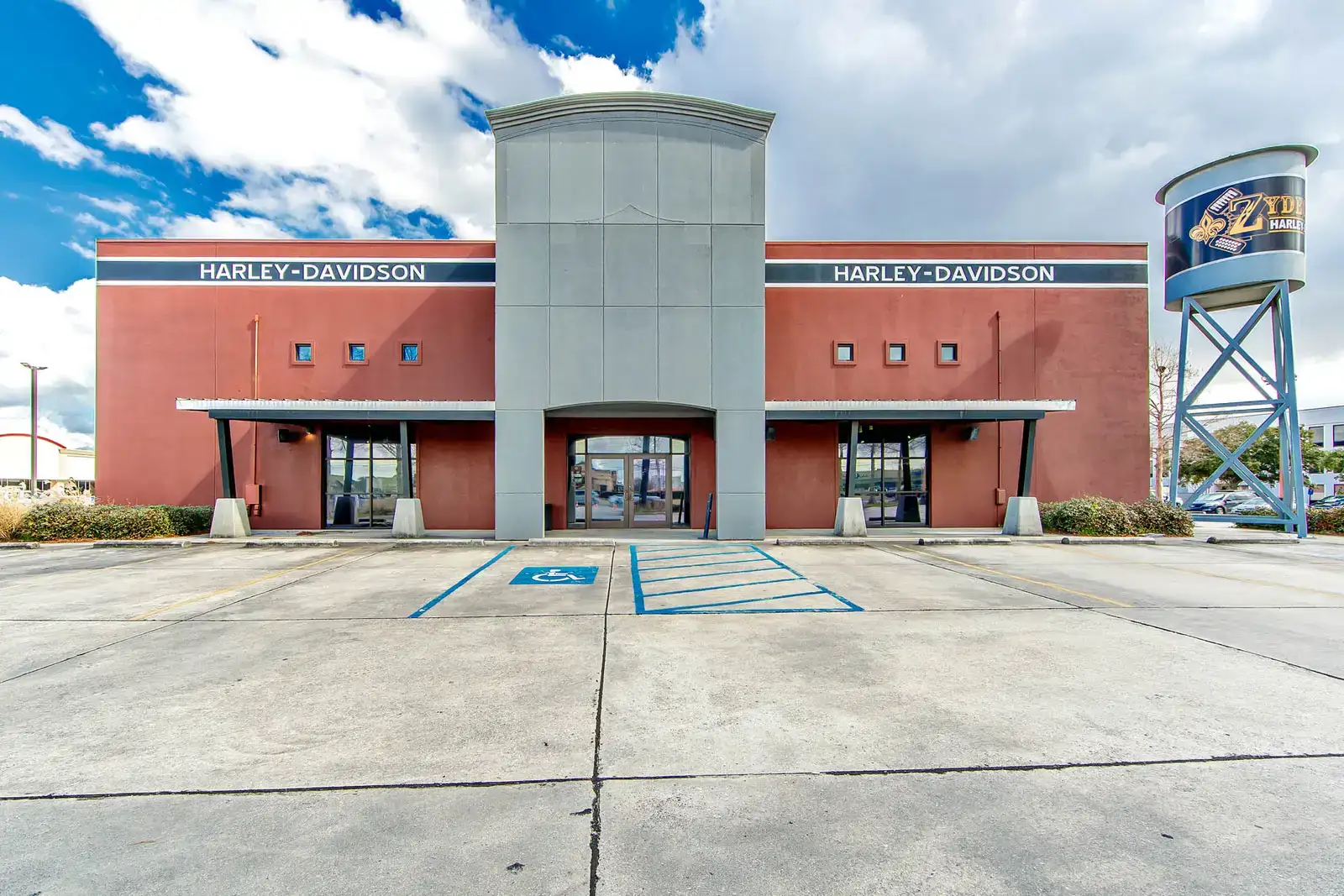 Sales/Service Building - 1740 Martin Luther King Blvd