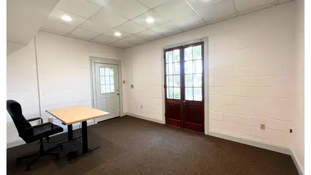 Gated Office - FULL SERVICE Lease off Bluebonnet thumbnail 3