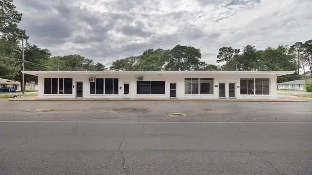 GR MONROE HOMES thumbnail 2