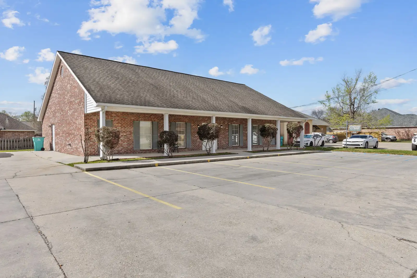 2218 George Dr