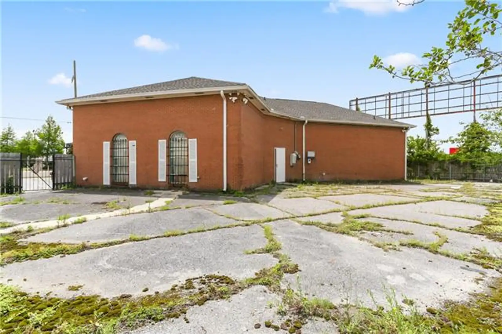 4819 Chef Menteur Hwy image 4