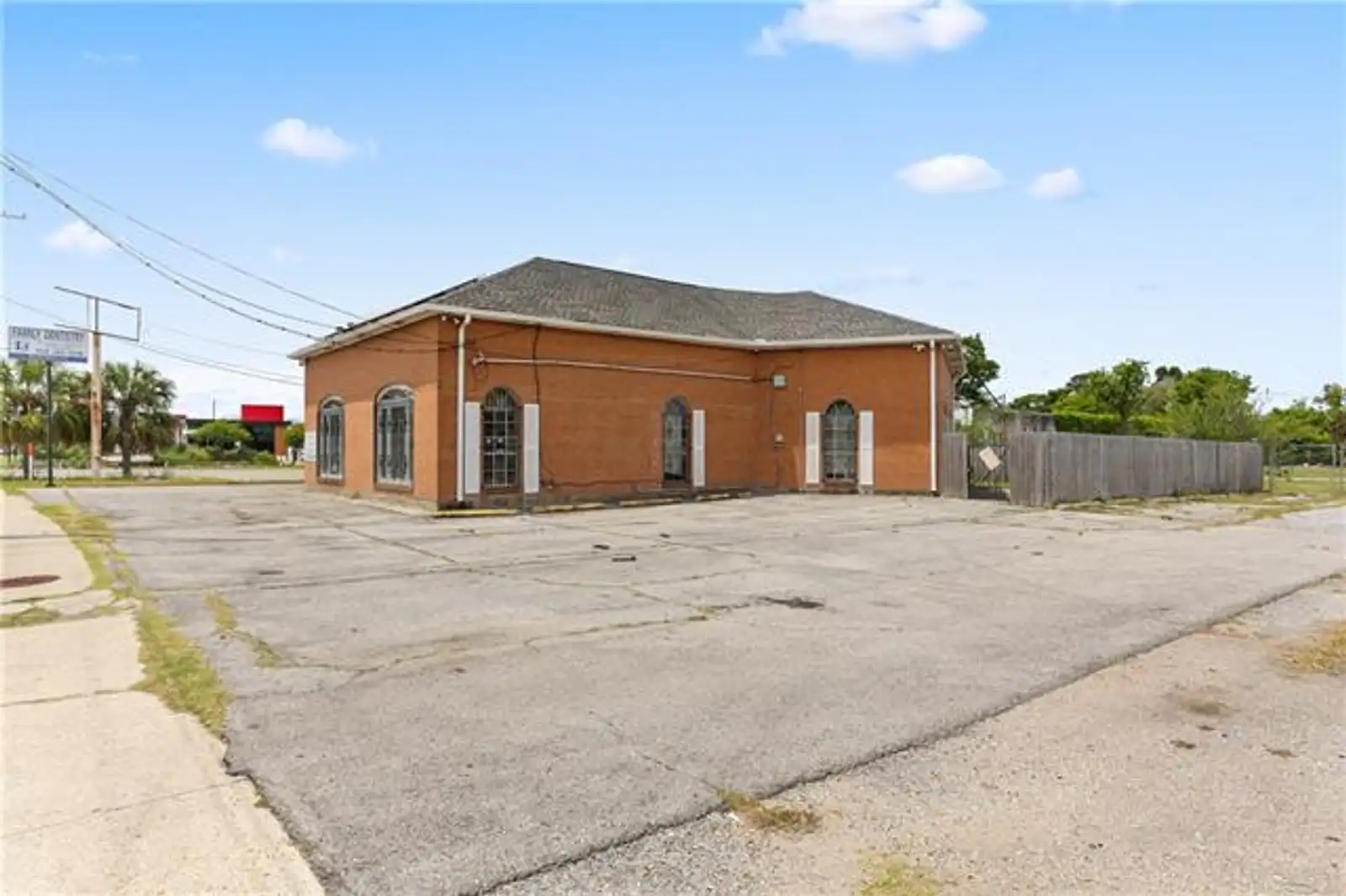 4819 Chef Menteur Hwy image 2