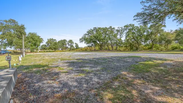 View image 16