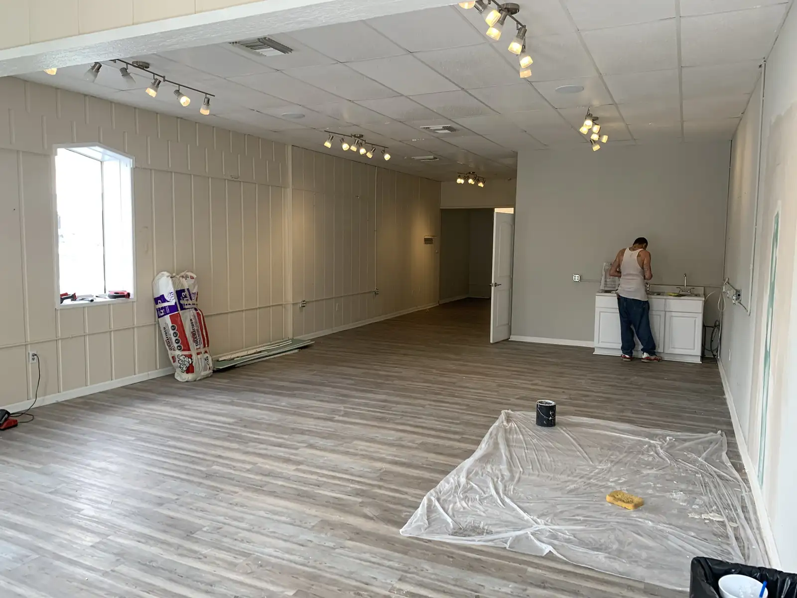 1705 N Causeway Blvd image 19