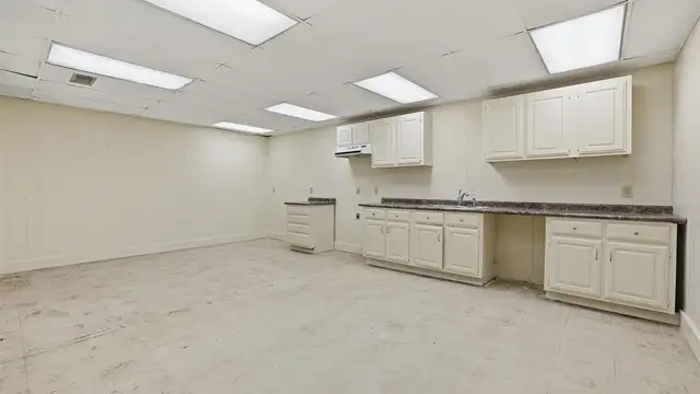 View image 9