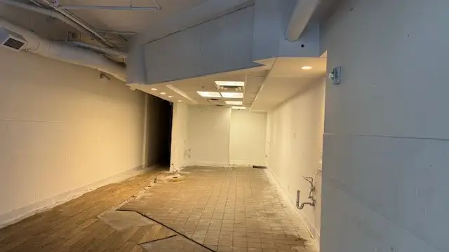 CBD Retail/Restaurant Space thumbnail 4