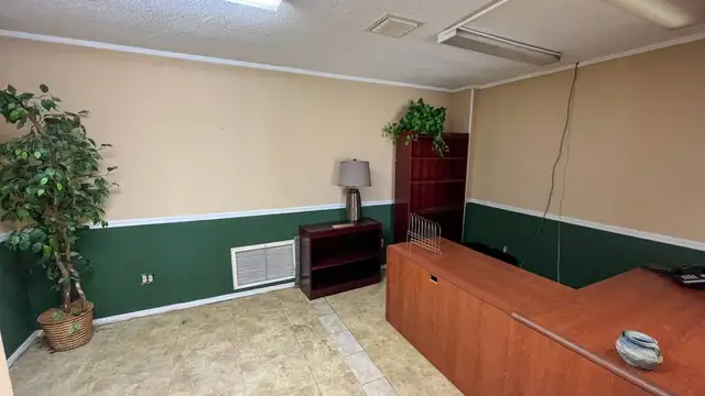 7.5 Acres Stabilized Yard + 7,800 SF Warehouse | Hwy 90 Frontage | Port Adjacent thumbnail 5