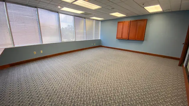 4th Floor - Mandeville Capital One Building thumbnail 5