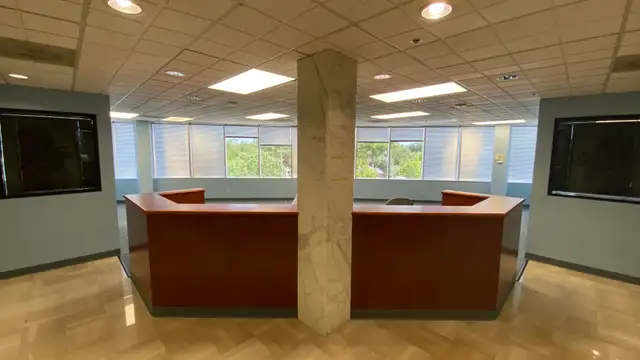 4th Floor - Mandeville Capital One Building thumbnail 2