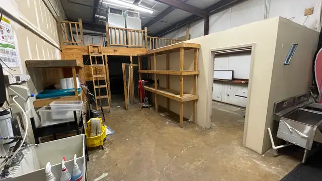 View image 18