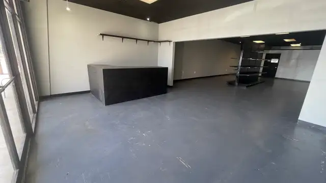 17316 Airline Hwy Suite D thumbnail 4