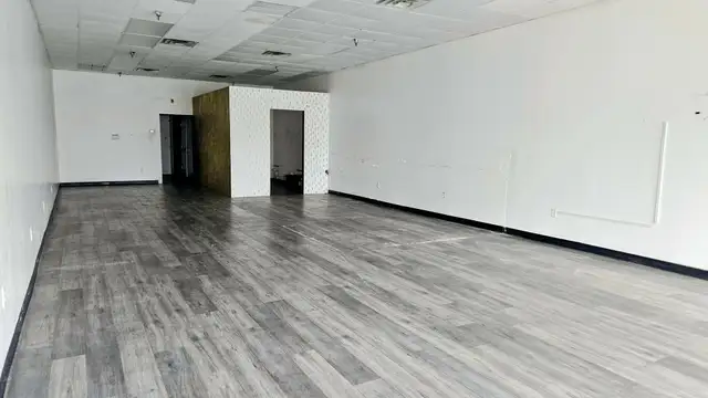 Suite 1 - 1653 St Mary St thumbnail 2