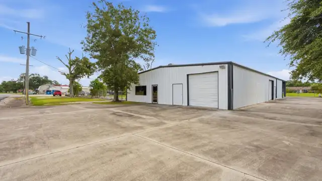 158 Burleson Rd thumbnail 2