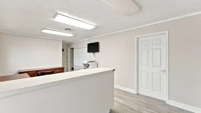 158 Burleson Rd thumbnail 5