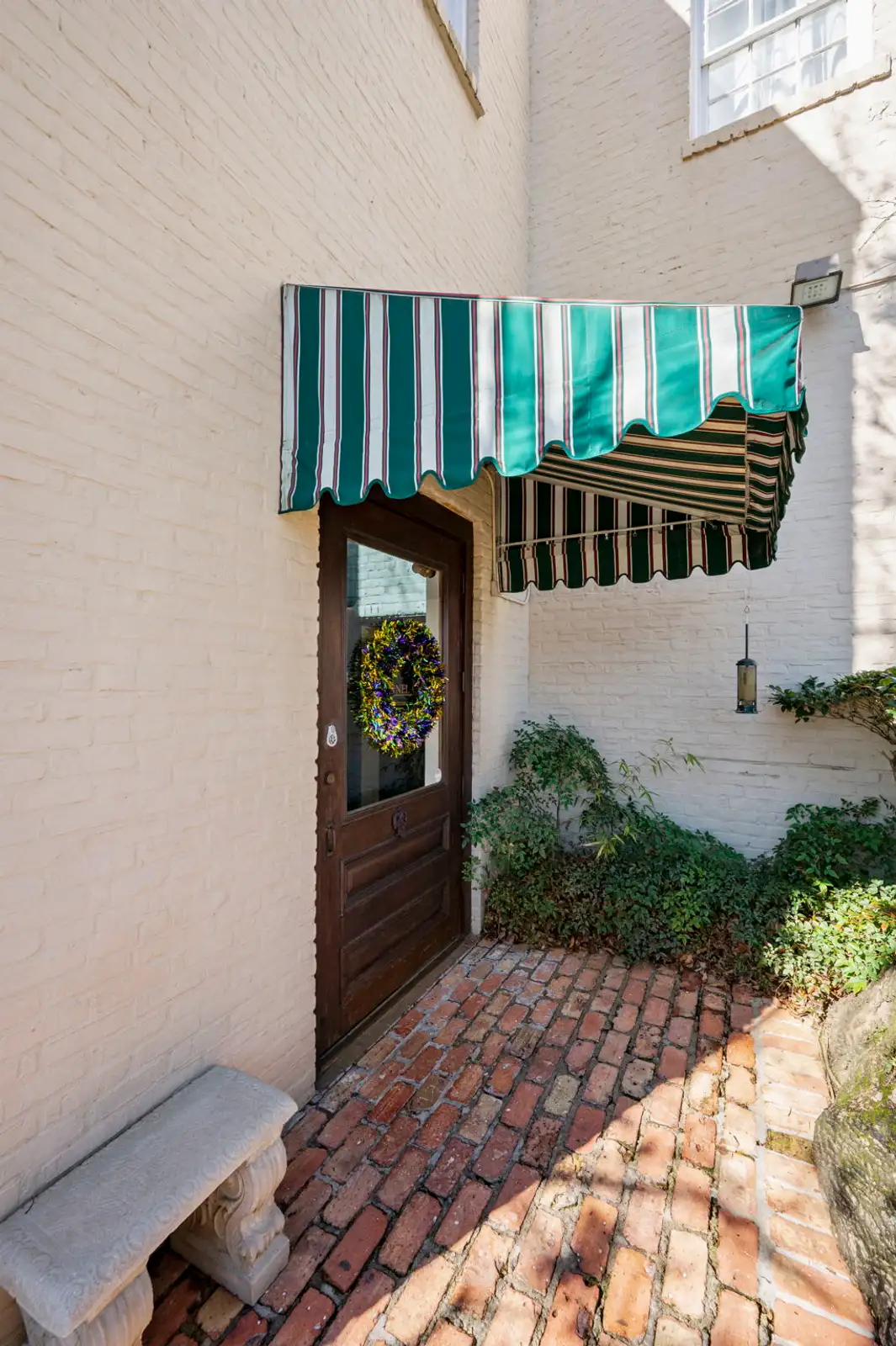 830 Main St image 37