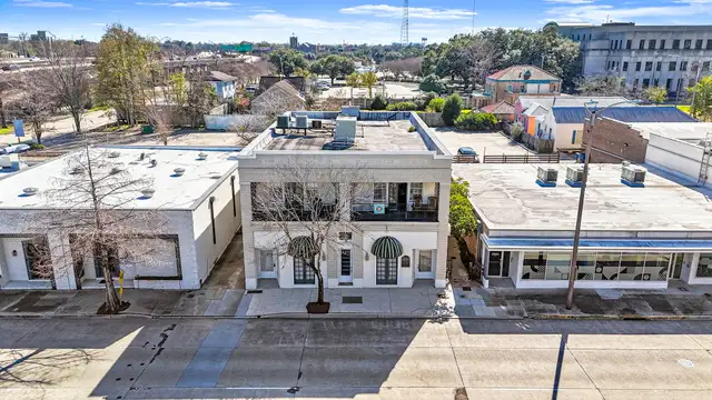 830 Main St thumbnail 3