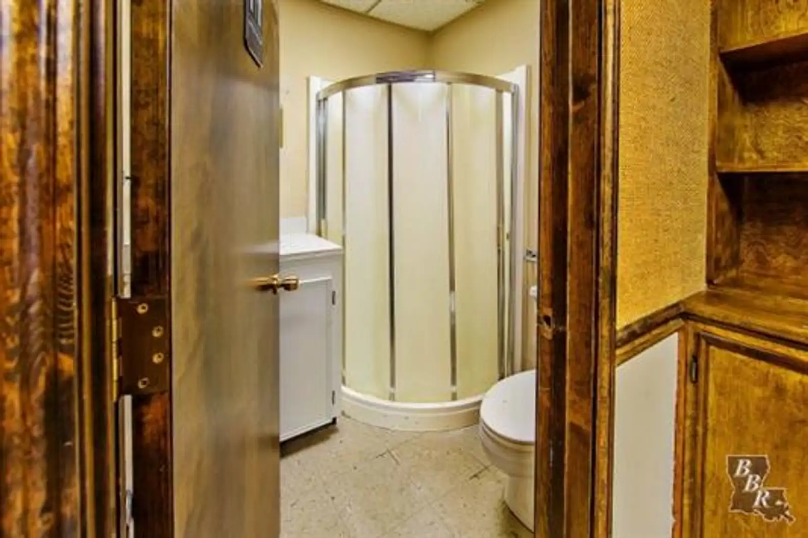 Professional Office Space image 9