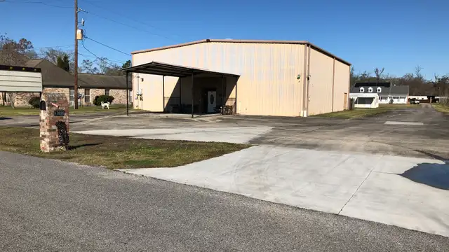 37092 Miller Rd thumbnail 2