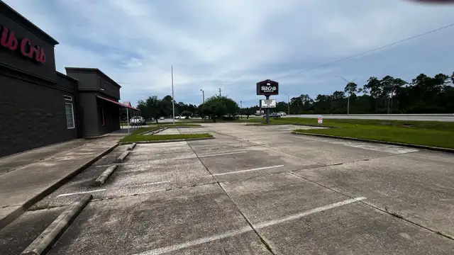 TURN KEY RESTAURANT, SPORTS BAR thumbnail 5