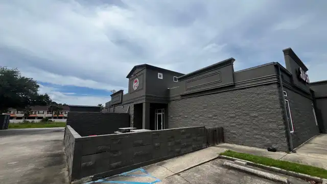 TURN KEY RESTAURANT, SPORTS BAR thumbnail 3