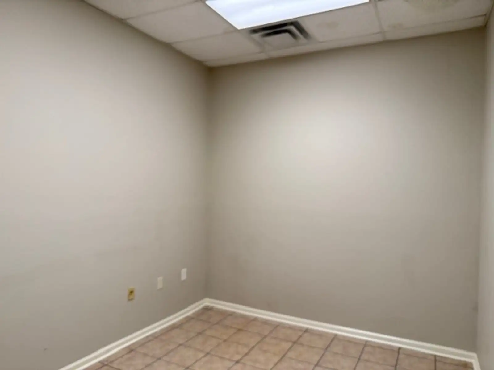 3655 O'Neal Ln image 8