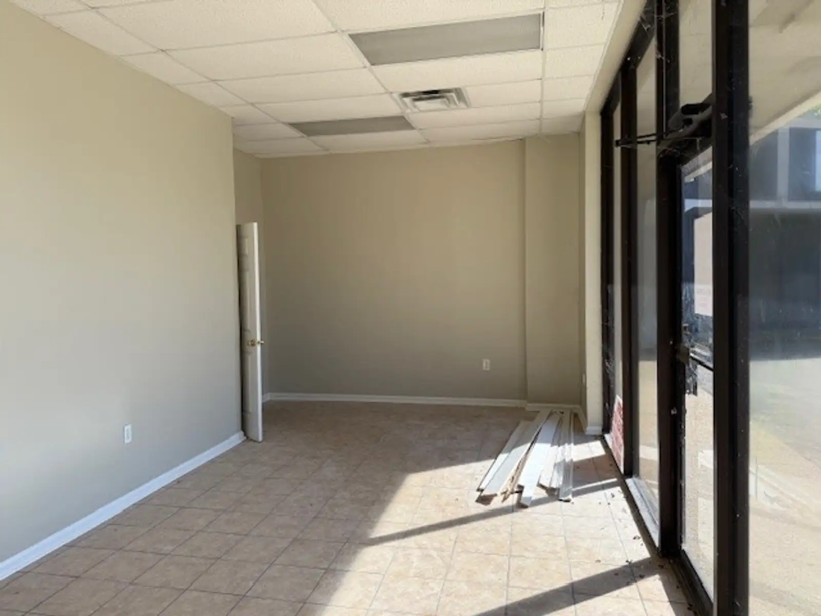 3655 O'Neal Ln image 4