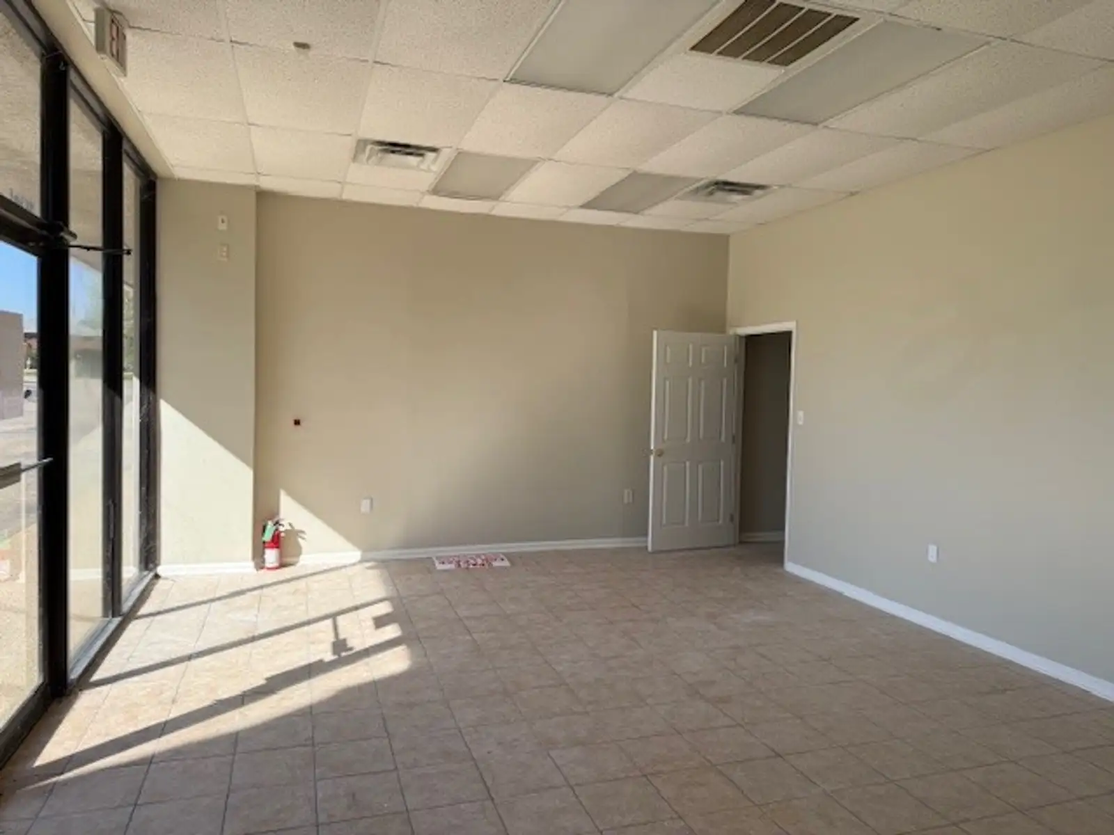 3655 O'Neal Ln image 7