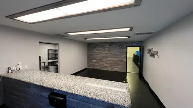Multi-Use Building & Land on Mansfield thumbnail 3