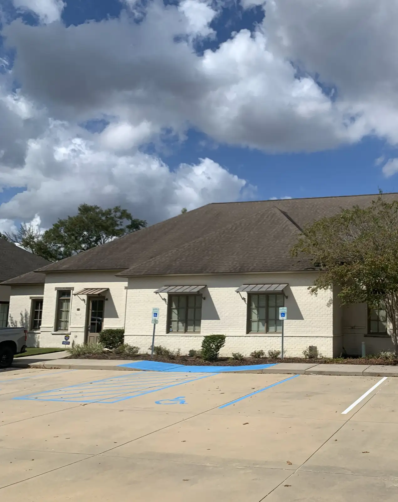 18212 E Petroleum Dr Ste 5-B