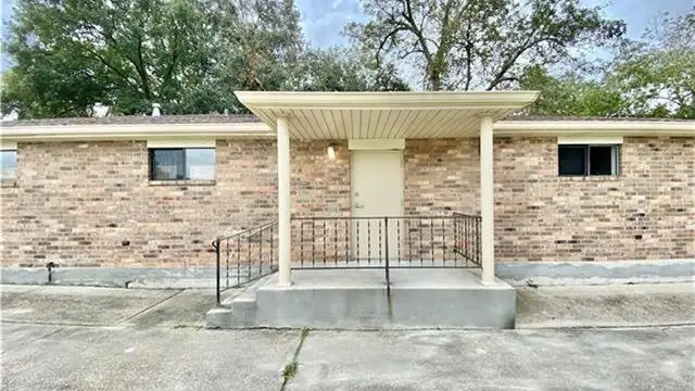 Suite C - Office Space w/ Hwy. Frontage; 42,562 VPD thumbnail 2