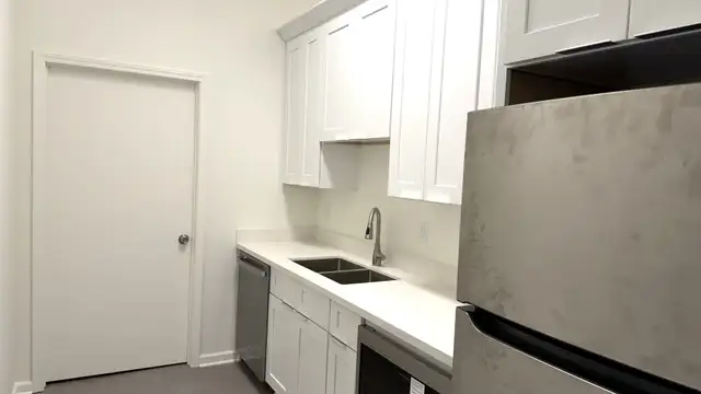 290 Trinity Ln thumbnail 3