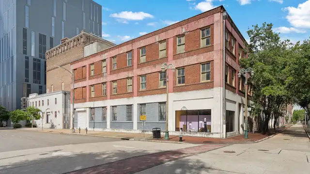 941 Lafayette St 943 Lafayette St thumbnail 2
