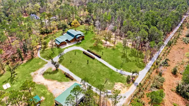 7190 Paradise Rd thumbnail 4