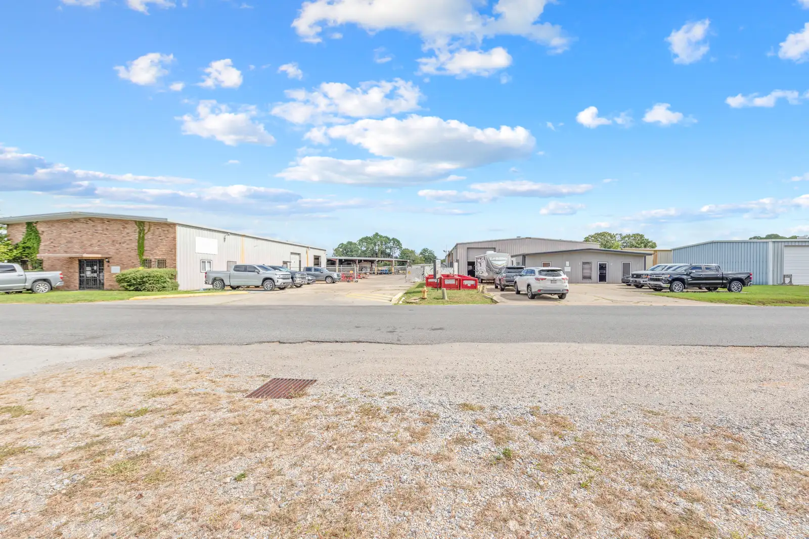 Yard Heavy Industrial Site - 109 Row 2