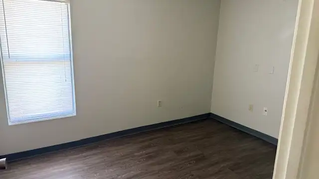 6630 Exchequer Dr thumbnail 4