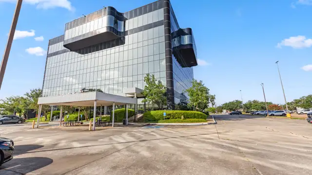 Suite 320 - Executive Office Space For Lease thumbnail 3