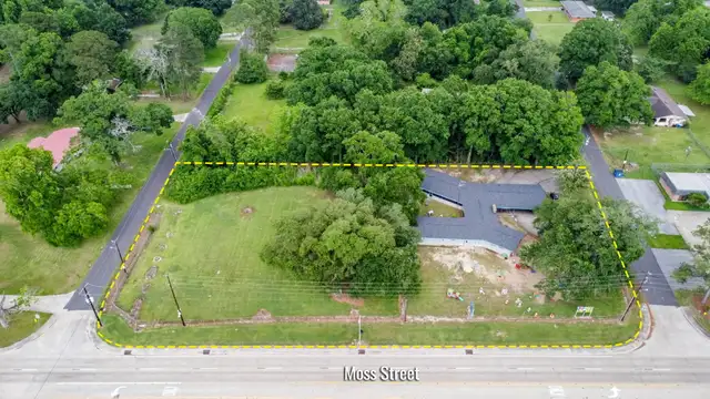 224 Julian Cir (with adjacent lot) thumbnail 2