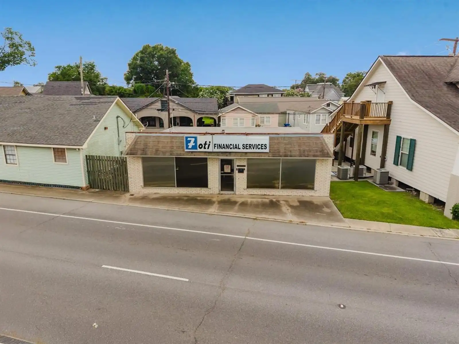 602 Canal Blvd